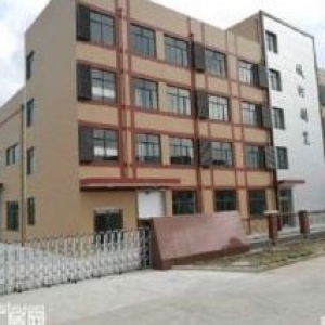 啟東市城北工業(yè)園2000平米廠房(帶辦公住宿)出租