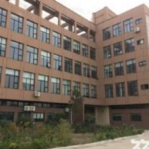 全新精裝修廠房出租/出售