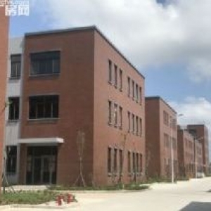 （非中介，開發(fā)商直招）稀缺雙層獨(dú)棟50年綠證一成首付僅余一套