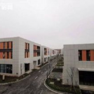 非中介?南通標(biāo)準(zhǔn)廠房?國有土地?證件齊全?可貸款?低價