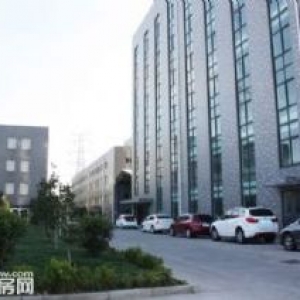 港閘區(qū)萬達附近廠房出租，性價比超高！